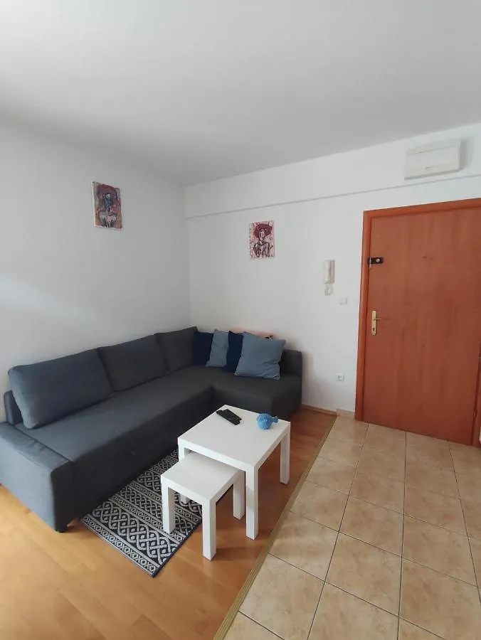 Sea Corner Apartment Novi Vinodolski 0*,  Croatia