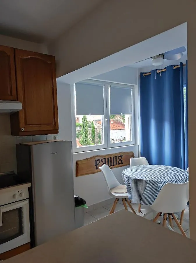 Sea Corner Apartment Novi Vinodolski